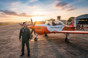 Revelamos o que o cadete aviador estuda na Academia da Força Aérea