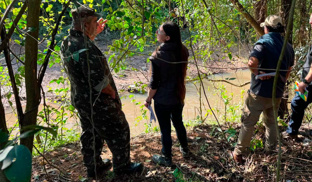 Exército vai limpar córregos para evitar alagamentos enquanto é criticado por exercer funções “fora” da defesa nacional