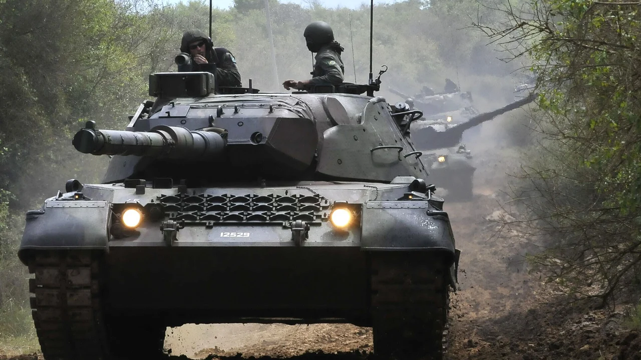 Sem peça no mercado, um exército passou a copiar os componentes do próprio carro de combate para manter 52 viaturas rodando até 2040