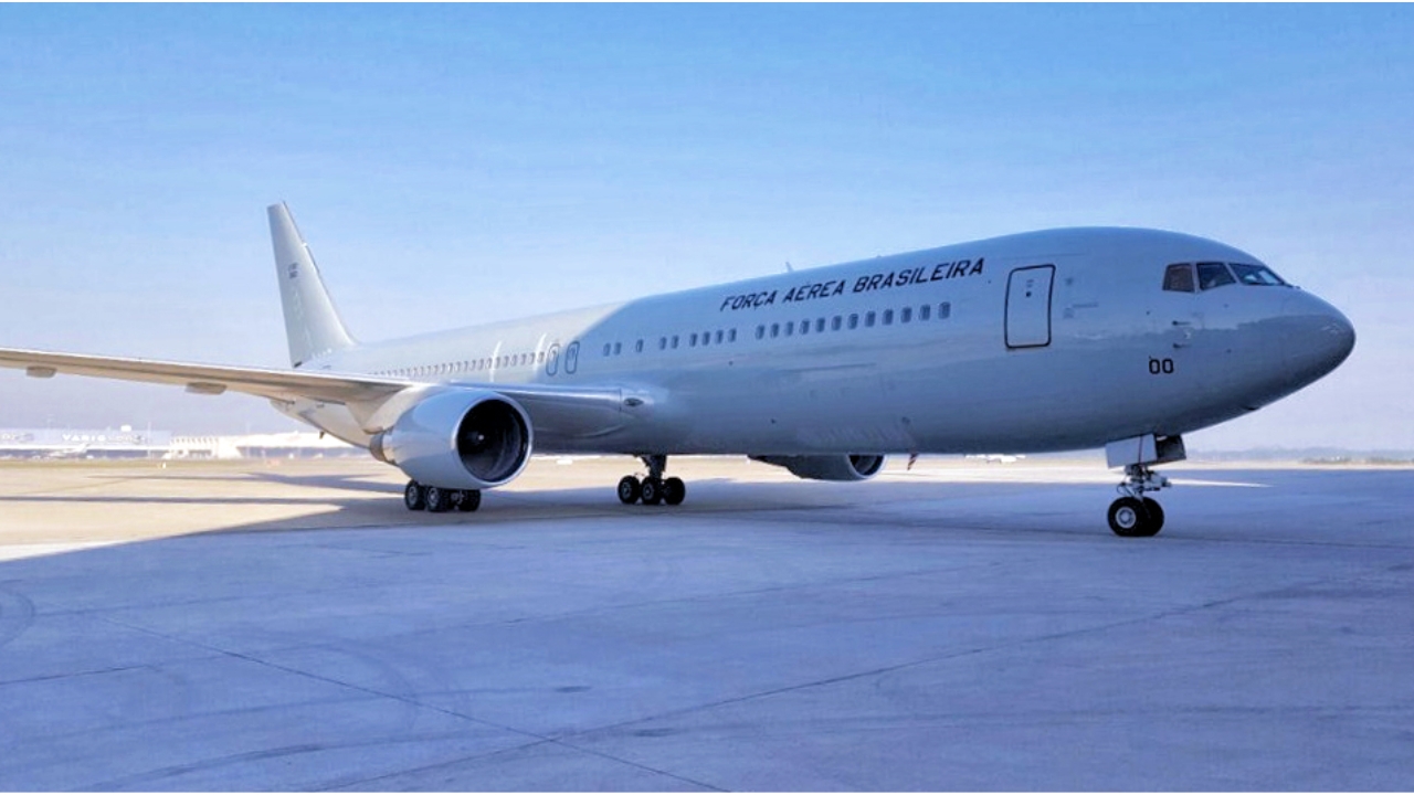 FAB alugou um Boeing 767 por US$ 19,77 milhões durante três anos para recuperar transporte estratégico, colocou o avião em serviço em 2016 e encerrou o contrato em 2019