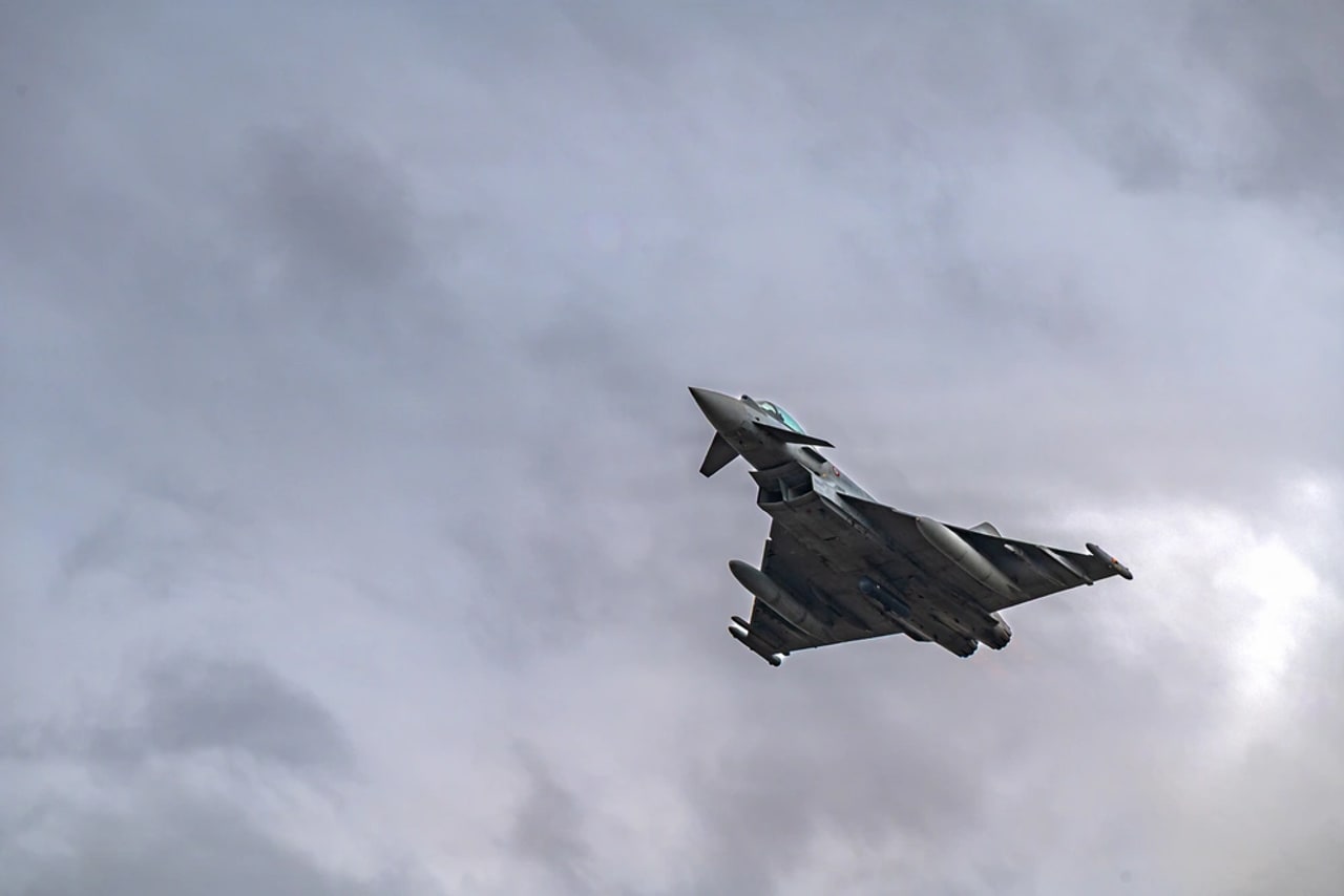 Eurofighter italiano é atingido em ataque à base de Ta’if na Arábia Saudita e extensão dos danos ao F-2000 segue sem ser revelada pela Defesa