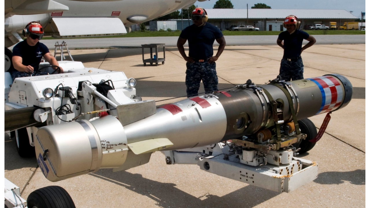 Marinha do Brasil negociou pacote estimado em US$ 70 milhões com os EUA para comprar 22 kits que transformam torpedos antigos Mk 46 em armas Mk 54 capazes de caçar submarinos modernos