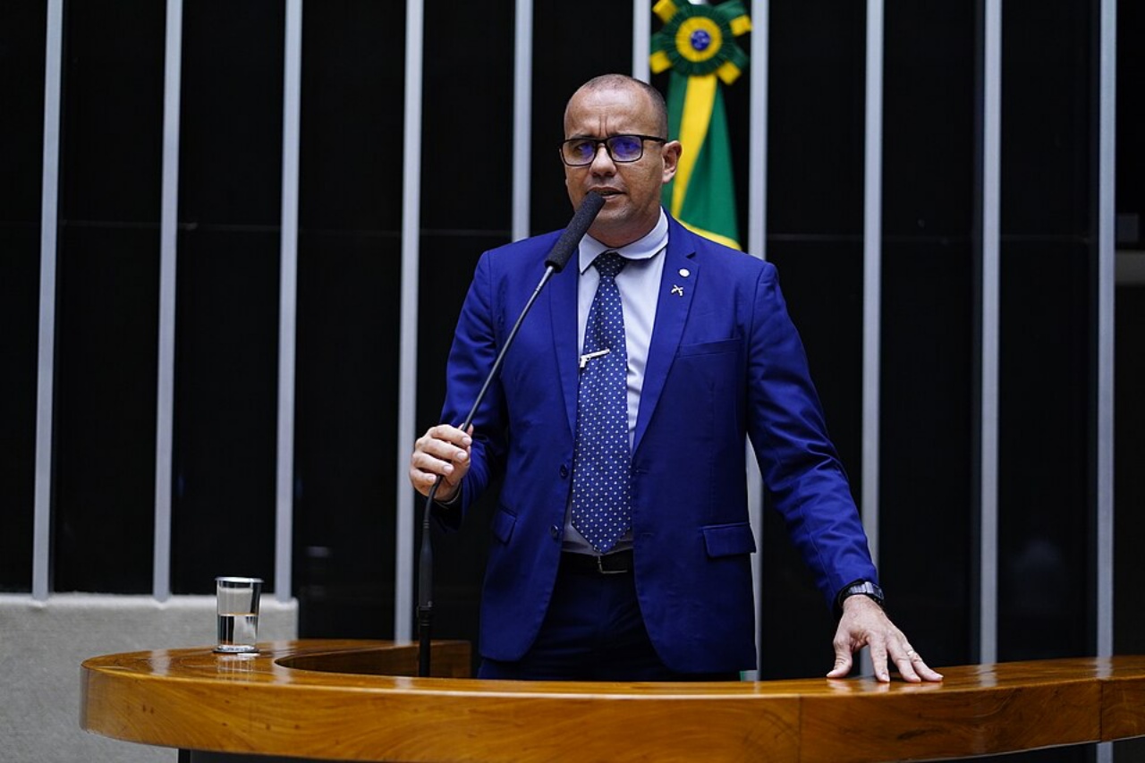 Projeto de Lei 240/2024 avança na Câmara e abre caminho para pensionistas de Policiais Militares e bombeiros recuperarem integralidade e paridade em benefícios concedidos entre 2004 e 2019