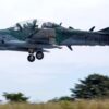 Super Tucano da FAB intercepta helicóptero fantasma vindo da Venezuela a 100 km de Boa Vista, aeronave é destruída e, pela 4ª vez em 2026, piloto foge antes de ser preso