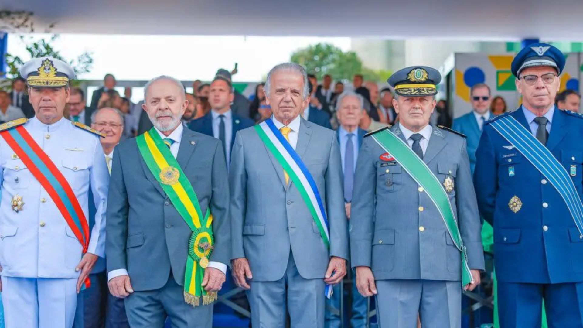 Forças Armadas podem passar por troca histórica nos comandos em 2027: Lula avalia novos chefes para Exército, Marinha e FAB, com militares formados após o fim da ditadura