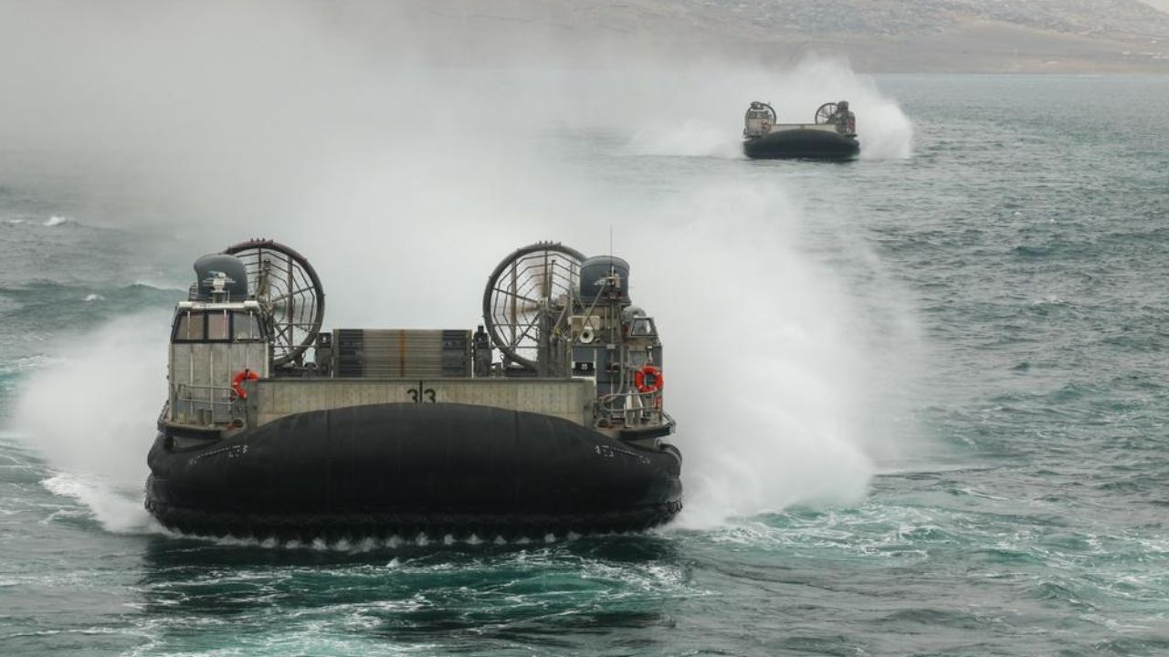 Marinha do Brasil entra em operação naval com 7 países, 600 militares e 8 navios para enfrentar catástrofe simulada no Pacífico